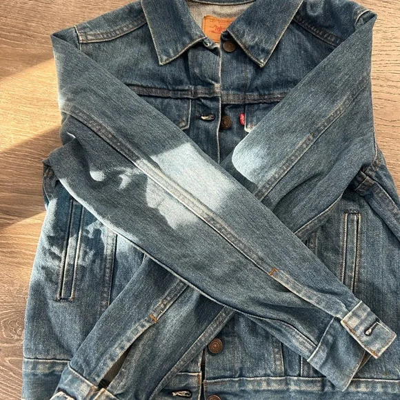Vintage! Levi’s denim jacket - Picture 5 of 8